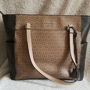 Like New Guess Shoulder/Tote Purse